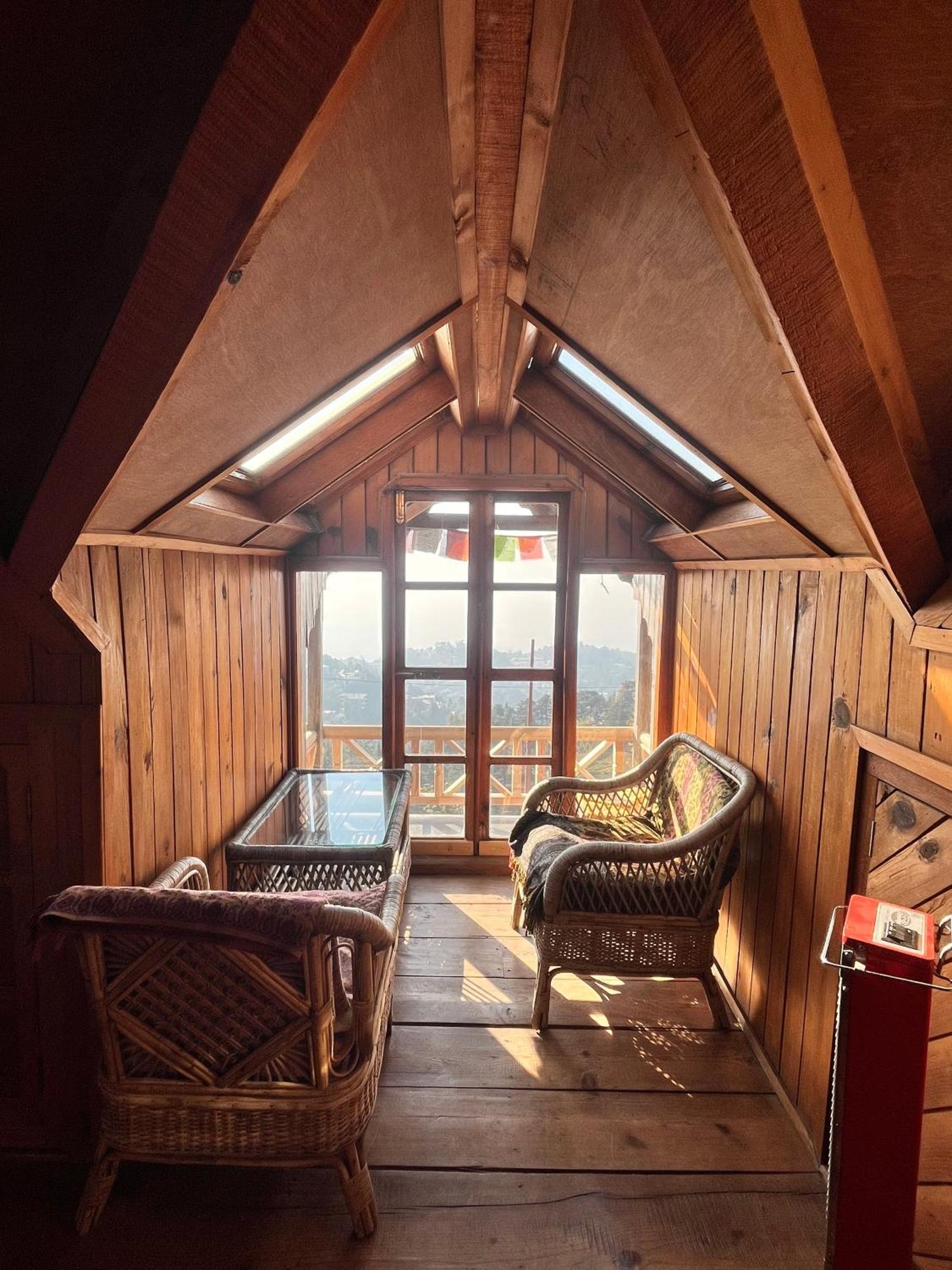 Apartmán Naddi Castle McLeod Ganj Exteriér fotografie