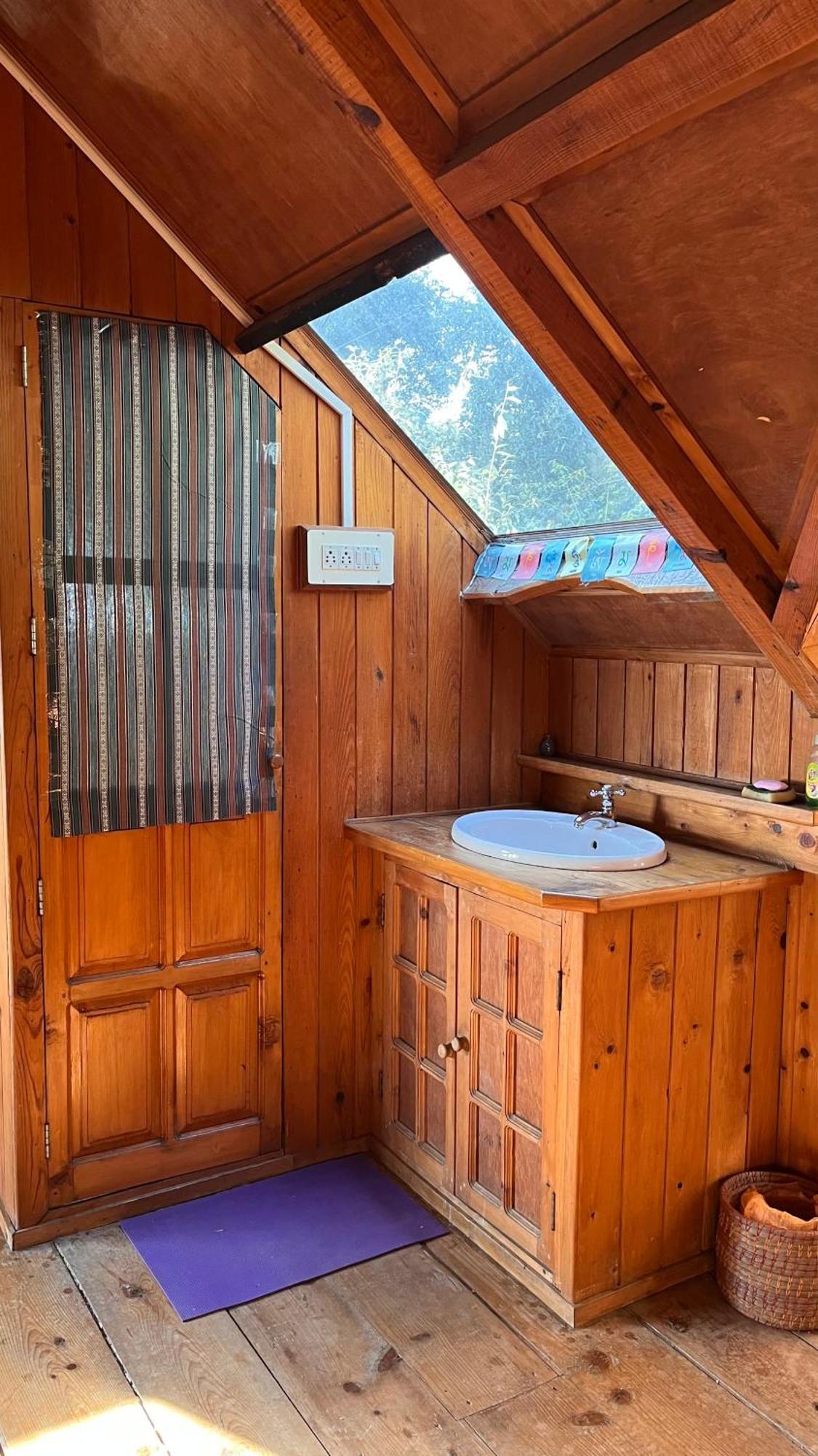 Apartmán Naddi Castle McLeod Ganj Exteriér fotografie